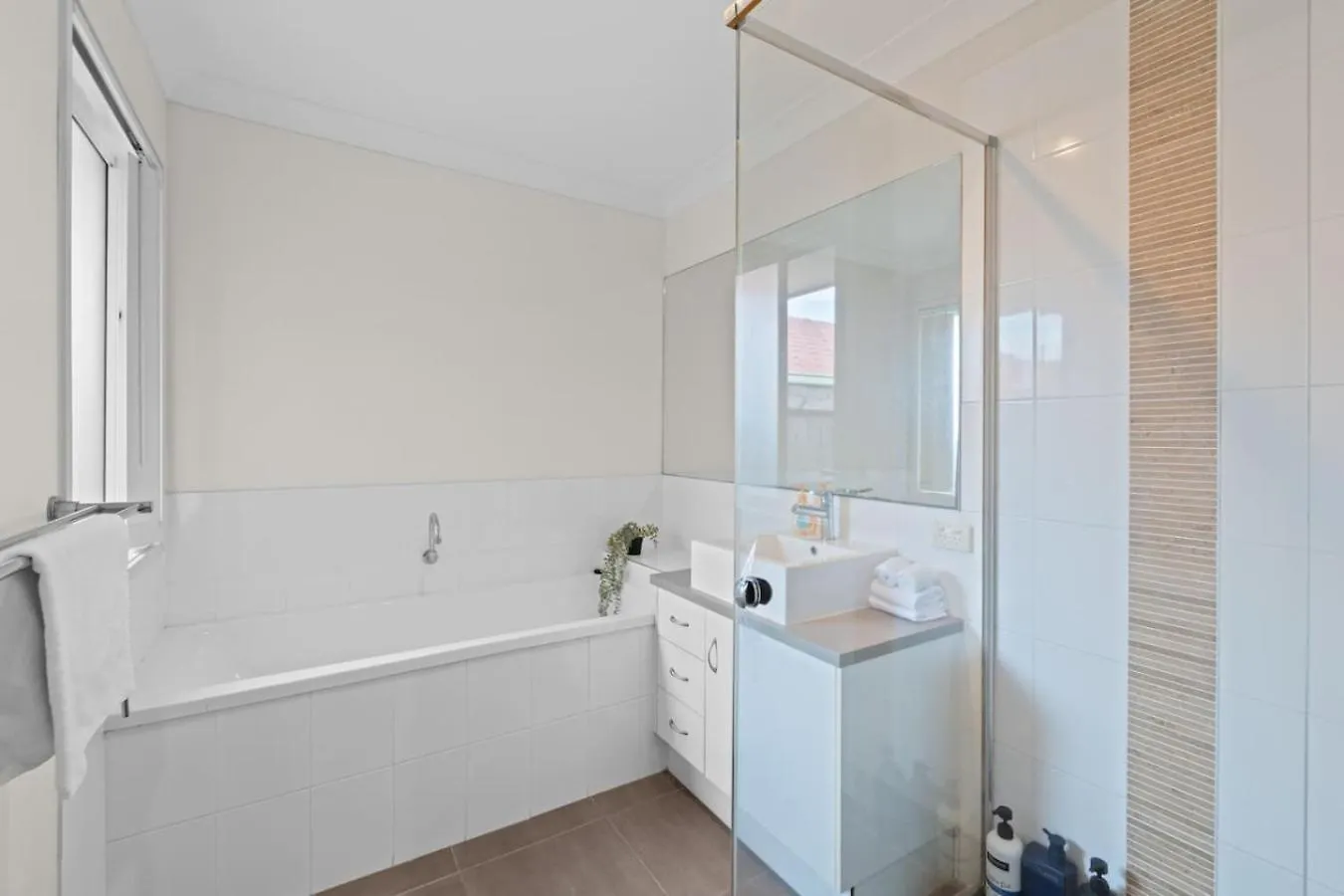 Charming 4Bedroom Home Near Train Station And Beaches Brisbane Nyaraló