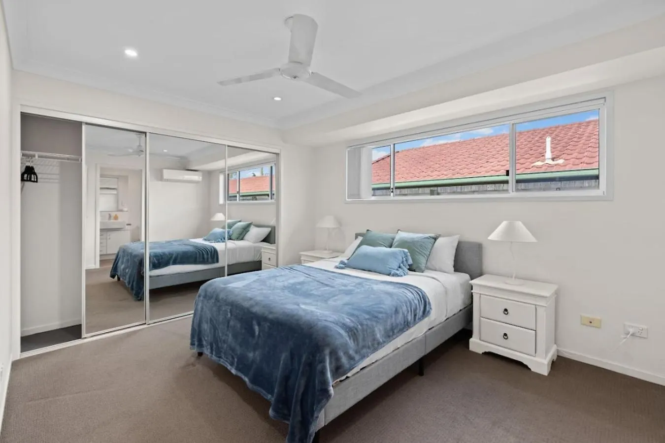 Charming 4Bedroom Home Near Train Station And Beaches Brisbane 0*,  Ausztrália